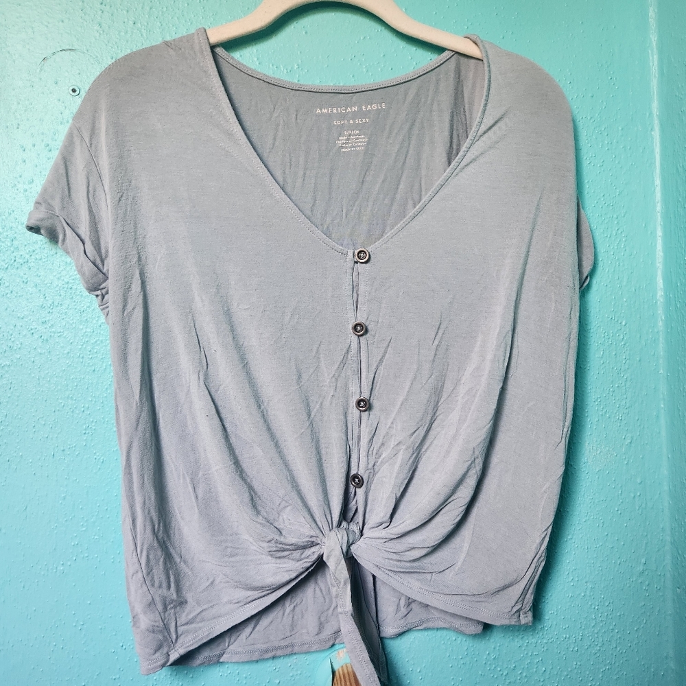 AMERICAN EAGLE TOP